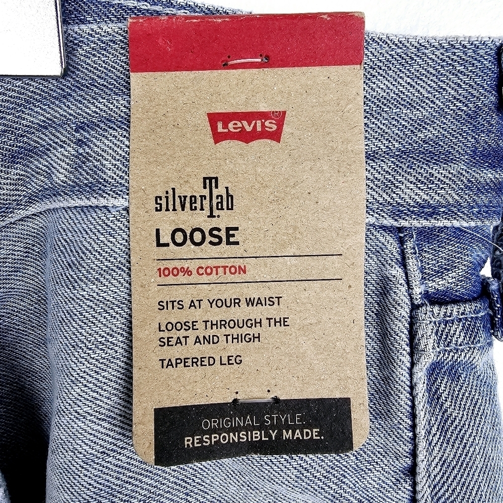 Levi's SilverTab Loose Lightwash Jeans NWT 40x30 - Picture 6 of 16